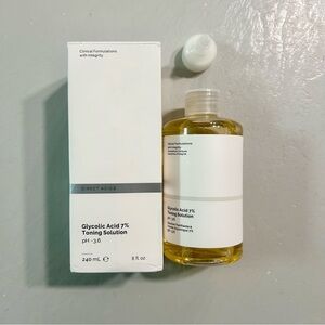 The Ordinary. Glycolic Acid 7% Exfoliating Toner 240ml